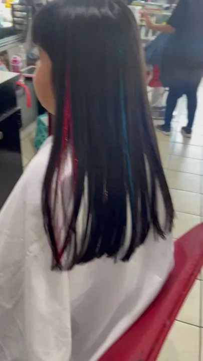 https://cdn.salonspotlight.com/photos/t4k46U2OOYuri93YOsrs/5fcca2bb-fe5b-4ecf-8bee-44ce05368c18_720x720