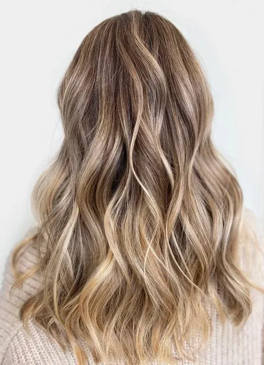 https://cdn.salonspotlight.com/photos/tDKlOz91hMZd7Yiiq0zv/c2070836-86f8-498a-83f6-865dc71ff84e_720x720