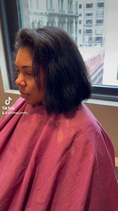 https://cdn.salonspotlight.com/photos/tQd0JfkL8IgrsbWYZwTx/1aeb2342-c2bd-468b-ab56-996cce21534b_720x720