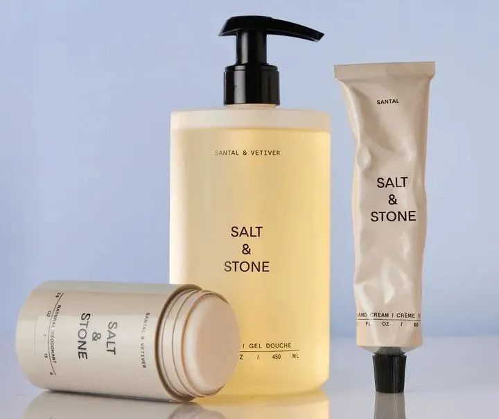 https://cdn.salonspotlight.com/photos/tUHhBwWdxf4nppjCPKMq/3c0be9e0-43e5-4c8e-9102-54044a993fe1_720x720