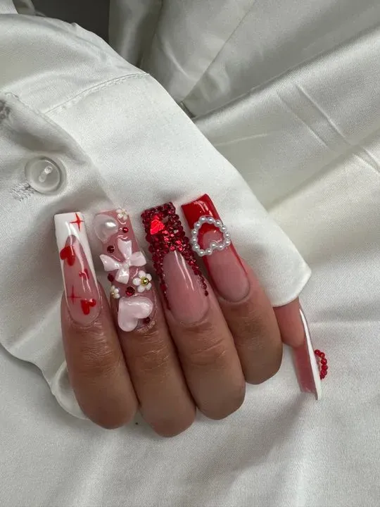 https://cdn.salonspotlight.com/photos/tV5D1GUN0Iw8eoxRqWgv/48b64187-71bf-4595-990e-73b031489b15_720x720