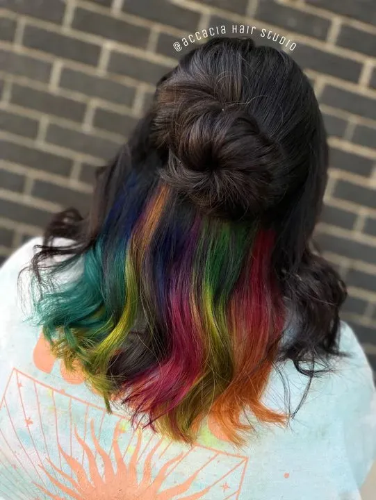 https://cdn.salonspotlight.com/photos/tcZ1NPXB1xByKK3oRHM3/4ce749f9-7b72-496e-8129-2f553a6cb830_720x720