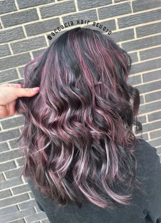 https://cdn.salonspotlight.com/photos/tcZ1NPXB1xByKK3oRHM3/65ba1391-6758-477f-9955-060b9a6a2d4f_720x720