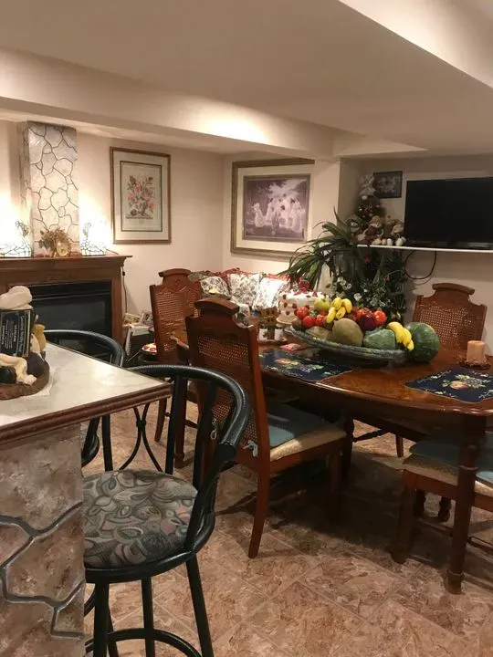 https://cdn.salonspotlight.com/photos/tdrsuoqA1szYge98GyGu/b2138799-369a-4b75-a209-f95fad3d007e_720x720