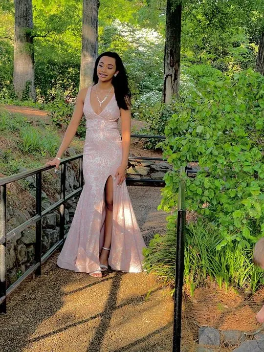 https://cdn.salonspotlight.com/photos/teKoaXM5vJQb9RCAVYCa/48c8ea81-62cb-44c2-847f-e6f080958eec_720x720
