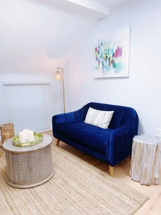 https://cdn.salonspotlight.com/photos/tfIUyben70CjulDvwQGf/ca1f6457-3564-495b-96de-c10b05c1bb0a_720x720