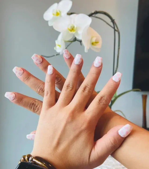 https://cdn.salonspotlight.com/photos/tgySFgfxPd7OoKahMbsJ/23727d74-124d-4374-a971-dd3d028b019f_720x720
