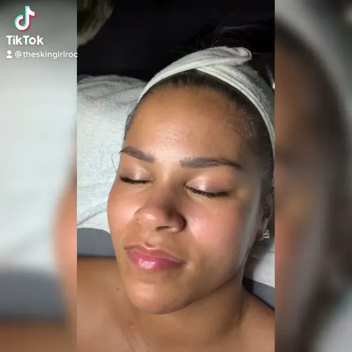 https://cdn.salonspotlight.com/photos/tih0k3SWdq1O44nvrPZ2/a8ea61d3-aa69-4efa-9659-cbf861a62f1c_720x720