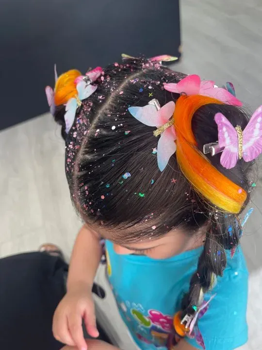 https://cdn.salonspotlight.com/photos/tmjCmhVnZYjIxLVBOm6N/240e3fe3-f0e7-40f5-bb2e-d06ff60b27bf_720x720