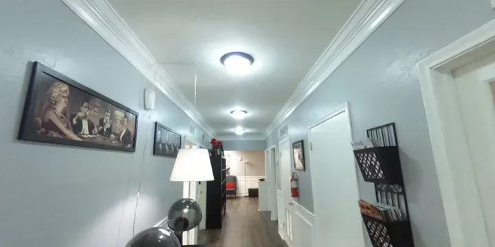 https://cdn.salonspotlight.com/photos/tnchkdYdYpE0DDTjCwO3/87bd2943-b272-40b0-a5e4-efdf5a1aa7bf_720x720