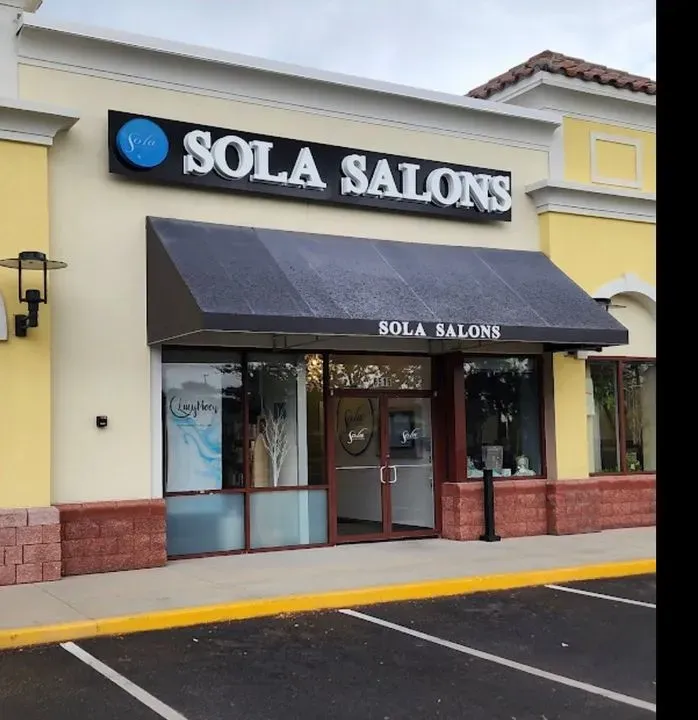 https://cdn.salonspotlight.com/photos/tr5VvCK44KMAnbtdoQmn/cb9c26e0-1701-4812-8e02-b7ec64c88fcf_720x720