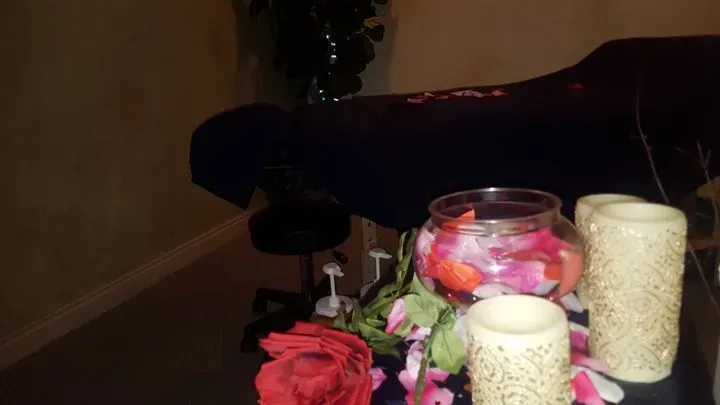 https://cdn.salonspotlight.com/photos/ttDTMWMSkDn12GxKGT7E/8d234a55-669b-42f7-b6df-76a4b83f75a0_720x720