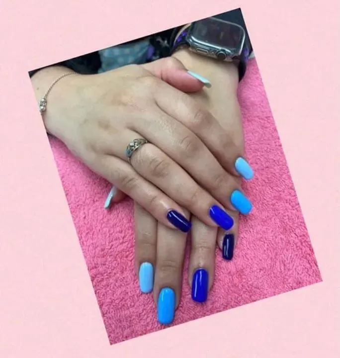 https://cdn.salonspotlight.com/photos/tvlS392y0dZKtW4SzcRY/f6cc6bc2-b25f-4ee1-8c0b-62ed19e962ae_720x720