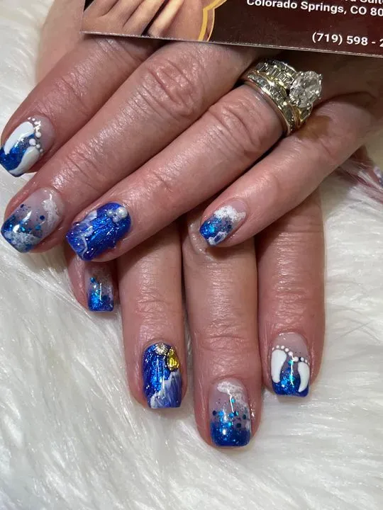 https://cdn.salonspotlight.com/photos/tzFb0OQFml9dNnSStdGo/4e139694-e0a5-46ab-b110-c34570bb47e7_720x720