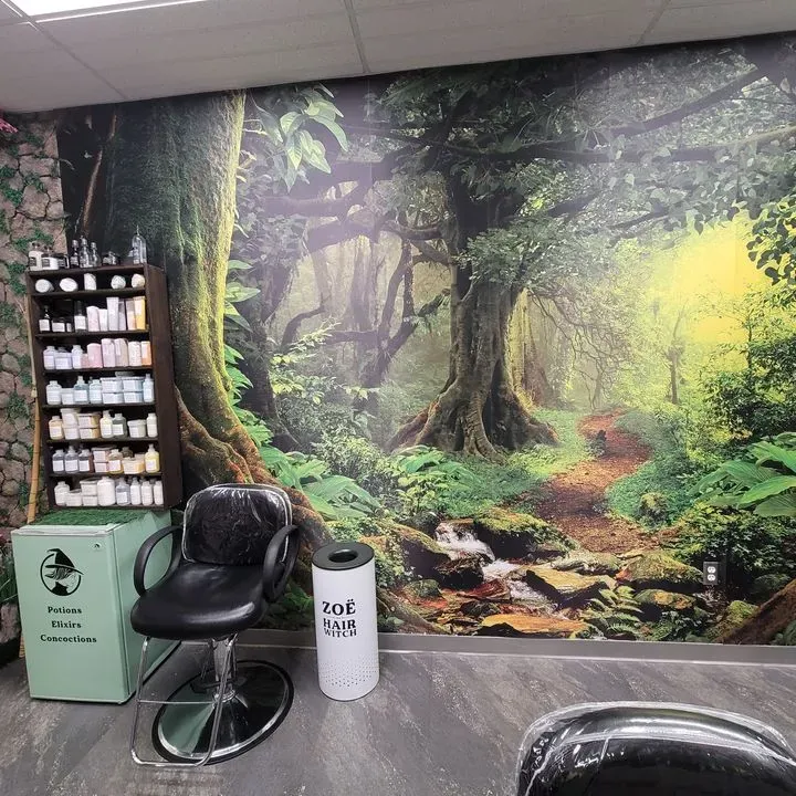 https://cdn.salonspotlight.com/photos/tzzxjUzVAV4UXUBIErsY/6c16dd46-e991-4a44-ba69-07cc85a3408b_720x720