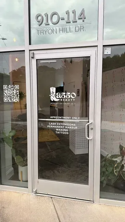 https://cdn.salonspotlight.com/photos/u0rRDJMmZko6g833IDTJ/2ba32a94-42ee-4b2c-8662-1d6b4522a292_720x720