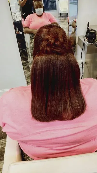 https://cdn.salonspotlight.com/photos/u9wAhcANxdRpupz5FmAC/62b3c516-3397-4c0c-908e-5c79b4df5f0a_720x720