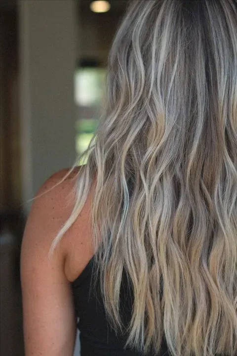 https://cdn.salonspotlight.com/photos/uAQHjDE7kKELGVW8FK0C/37dcc001-0d30-4366-9b26-569d03604fe3_720x720