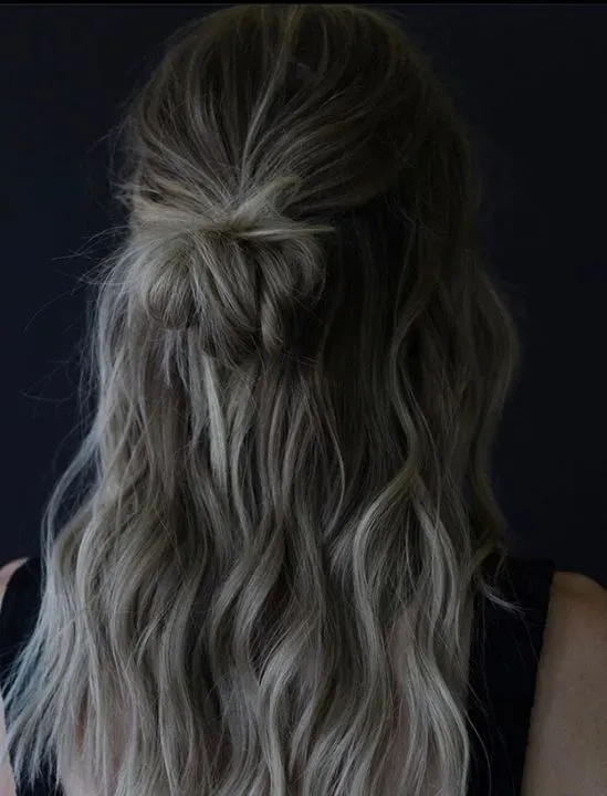 https://cdn.salonspotlight.com/photos/uAQHjDE7kKELGVW8FK0C/65a5070b-35b5-4d38-b787-e003b9a3a5dc_720x720