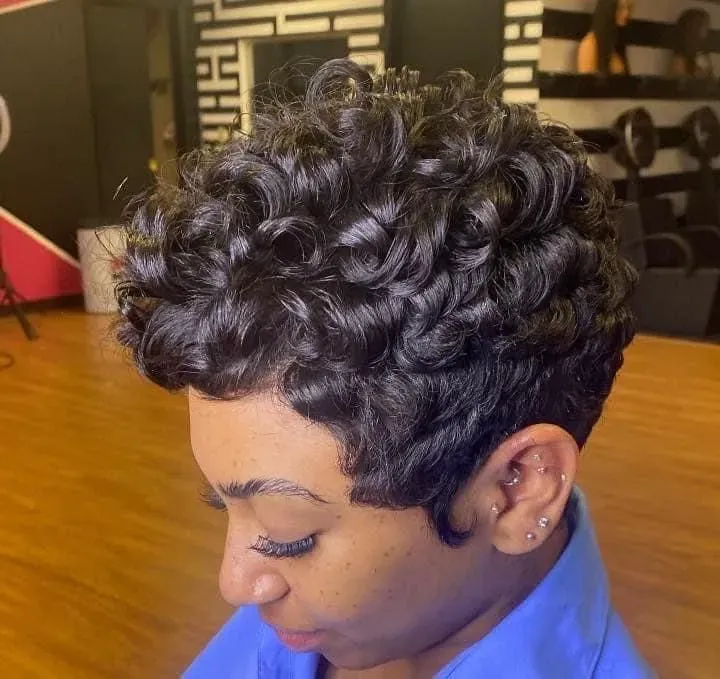 https://cdn.salonspotlight.com/photos/uII4Vii3vtpGNkZfOVFD/6bb883bf-a6a2-4fb6-ba0d-d82e99507e09_720x720