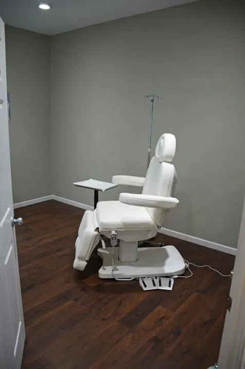 https://cdn.salonspotlight.com/photos/uJMV8HV0vwNue8w0ntlh/530f1005-1491-4df9-87bd-ac97106e40c3_720x720