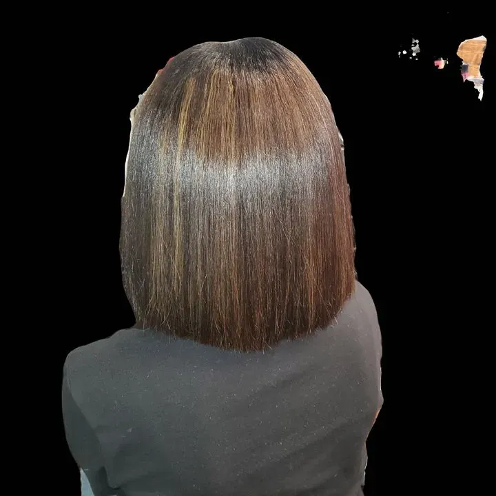 https://cdn.salonspotlight.com/photos/uPKzv0htGxLB6XjxSSzi/3f0d019c-81f3-4956-a2ae-3f13375fac38_720x720