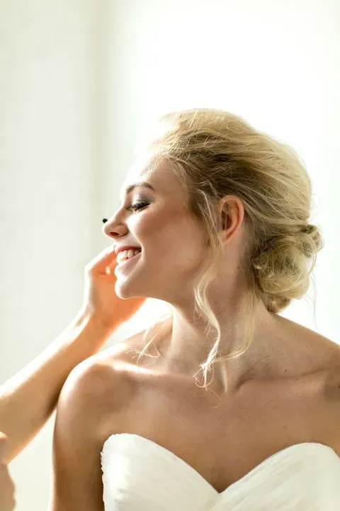 https://cdn.salonspotlight.com/photos/uTKbhZ6C1ROk5RLWnEqC/33d9dab8-5d6e-4efe-b99f-1c958bf0647d_720x720