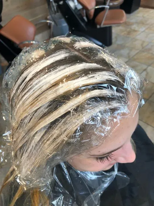 https://cdn.salonspotlight.com/photos/uVdIT8XU9eCtnpmCN0t5/889053c5-9837-4729-afa2-d8e82ff0701a_720x720