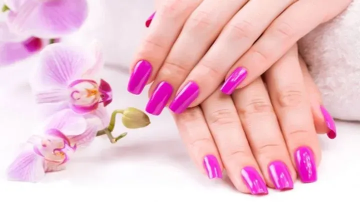 https://cdn.salonspotlight.com/photos/ulKJhoe79G8PRyvTmngb/bb6f878c-8e50-4198-9508-20a61c707515_720x720
