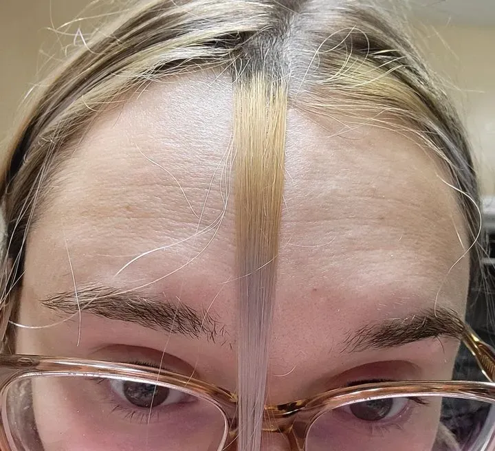 https://cdn.salonspotlight.com/photos/ungPVaz0YMXohiNhGfey/f37faddd-90f1-40ad-9164-3872bcbcfd3d_720x720