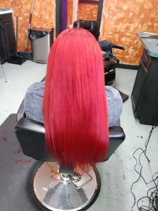 https://cdn.salonspotlight.com/photos/urwftxyF8651HuLhv6Of/15b9c325-fe27-4ba0-a3cd-ccd3fe3e2557_720x720