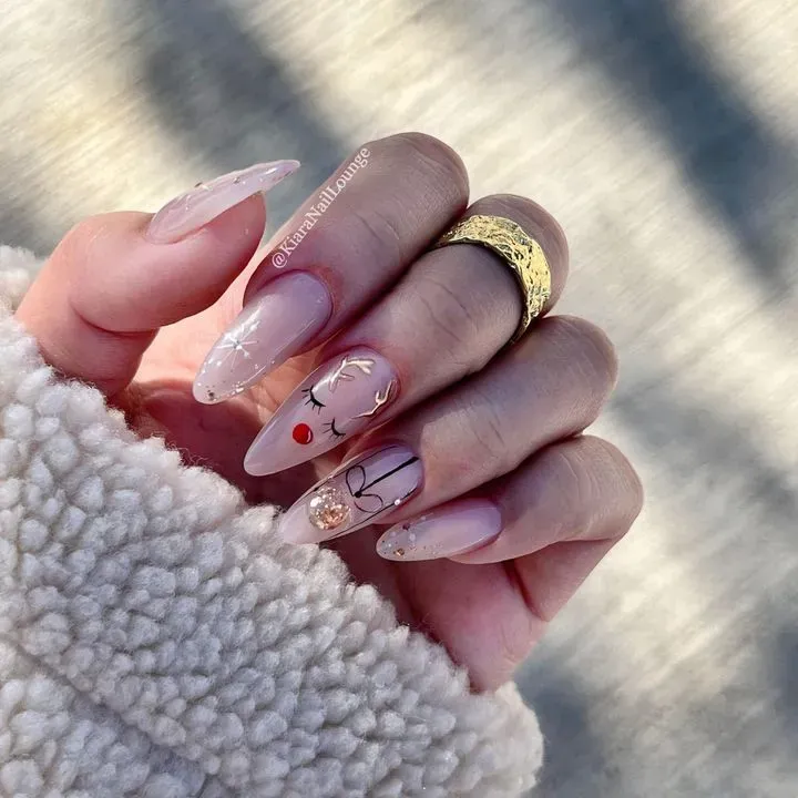 https://cdn.salonspotlight.com/photos/uv4EahpEM5HTDosZq7Q4/4248b72e-ab76-41bb-b644-d8dbc96afa7c_720x720