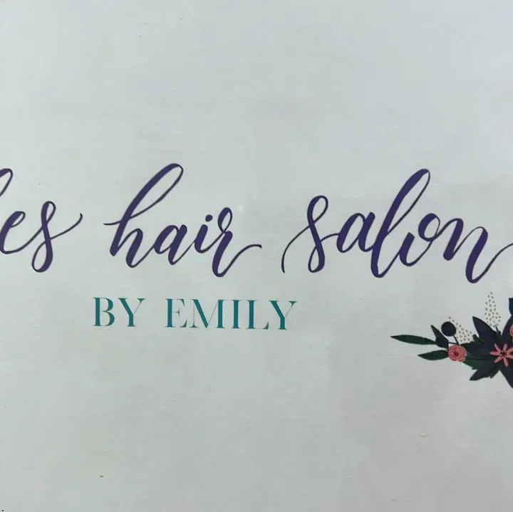 https://cdn.salonspotlight.com/photos/uwPhyILB29LwIeQfsWLr/a26f5e1f-66ba-4b31-bbd8-a9c3d6fb9205_720x720