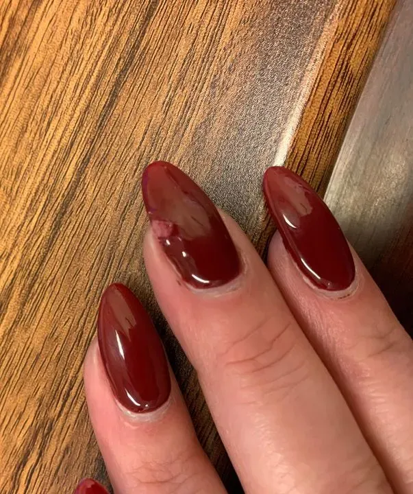 https://cdn.salonspotlight.com/photos/v02o9wynynSSW8dghuse/8db06976-daa6-4def-a8fd-02d749b97c7c_720x720