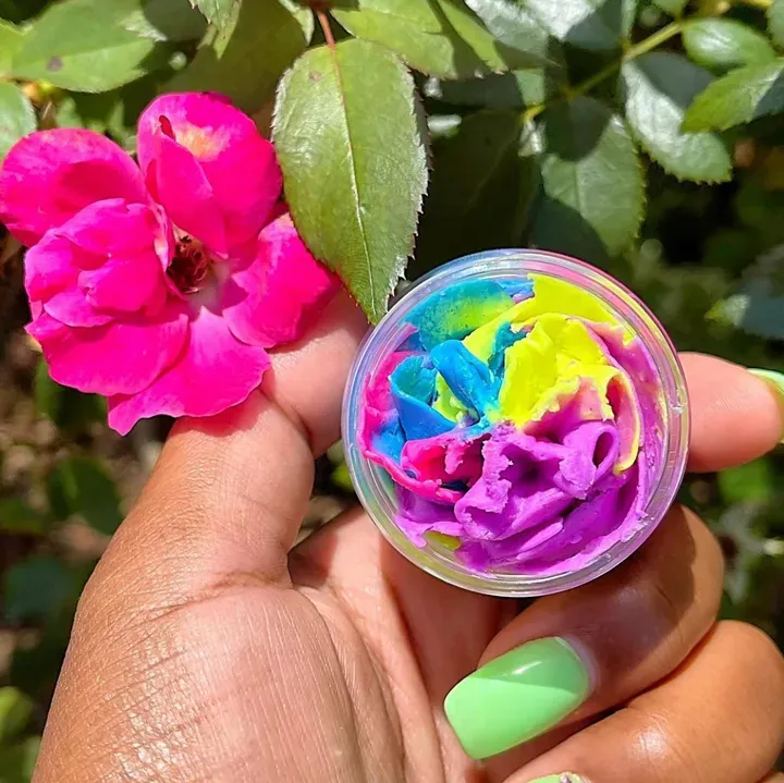 https://cdn.salonspotlight.com/photos/v0JCh1vaLFuxK6njm5hi/ba054064-511c-499e-9816-c79df03ced25_720x720