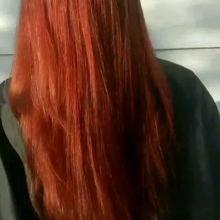 https://cdn.salonspotlight.com/photos/v3JzmTJhCR7Ym4qMLslA/2ccbb43b-4e9f-4d31-a5d9-7d3f9f46f332_720x720