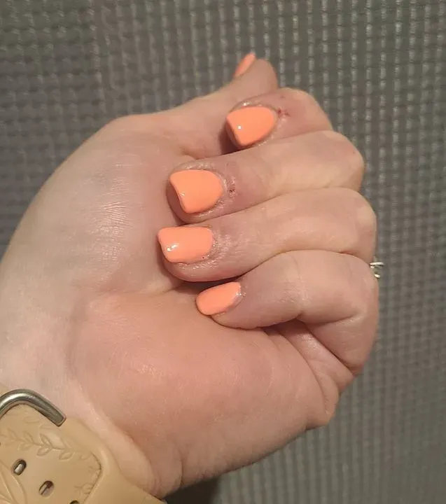 https://cdn.salonspotlight.com/photos/v4022ZQmPyyYrcUJ2vAy/9d190712-4174-437e-bd90-989007e44e84_720x720