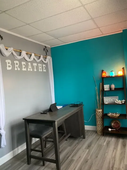 https://cdn.salonspotlight.com/photos/vAjSceT4jkoJmDYFOx5m/c233ba17-22b3-46b2-9f1c-483210b933f0_720x720