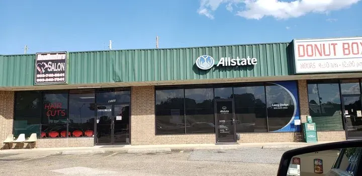 https://cdn.salonspotlight.com/photos/vAkoR8XNFhQc3ZYwjMcp/a06956fd-b308-43f9-9cd4-2558663e5916_720x720