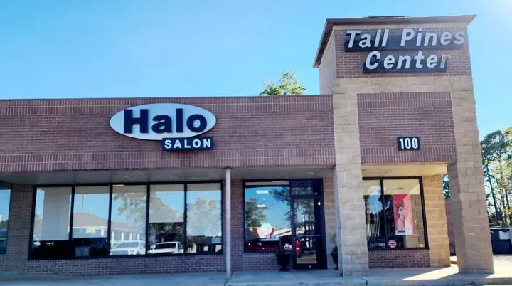 https://cdn.salonspotlight.com/photos/vFiuqTB2w6sPsn845oY1/3da5de36-ac42-4688-86b9-ca4008bb0e72_720x720