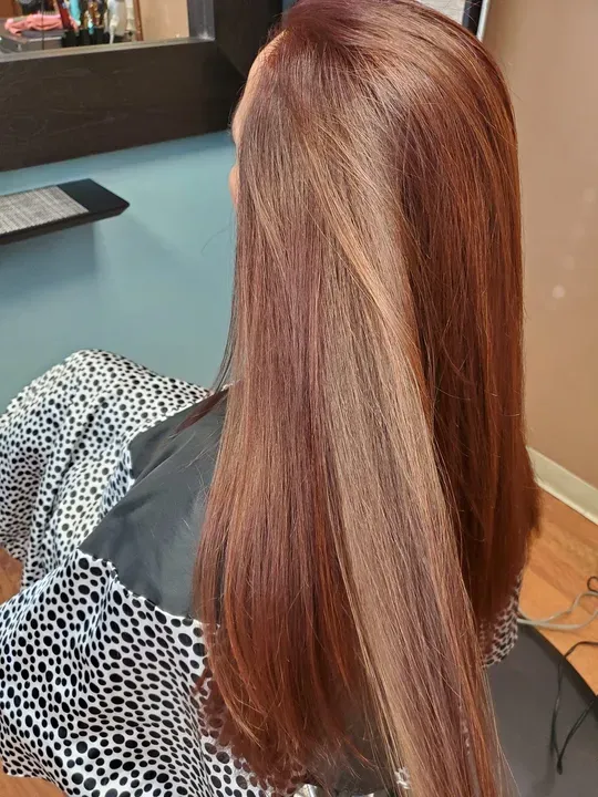 https://cdn.salonspotlight.com/photos/vFiuqTB2w6sPsn845oY1/b360ab3c-63c9-47a0-ad68-a5c597956ebd_720x720