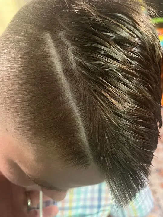 https://cdn.salonspotlight.com/photos/vGh5dWJkFR6iTm02DjNf/9be2dcc6-f562-4248-9394-dfbc474ccf08_720x720