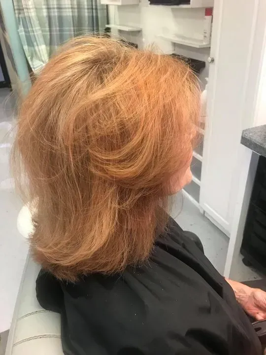 https://cdn.salonspotlight.com/photos/vKRaPvdEkfdmxbPY8cSh/12b1199f-f5e6-424f-b479-3f62f3b5c857_720x720