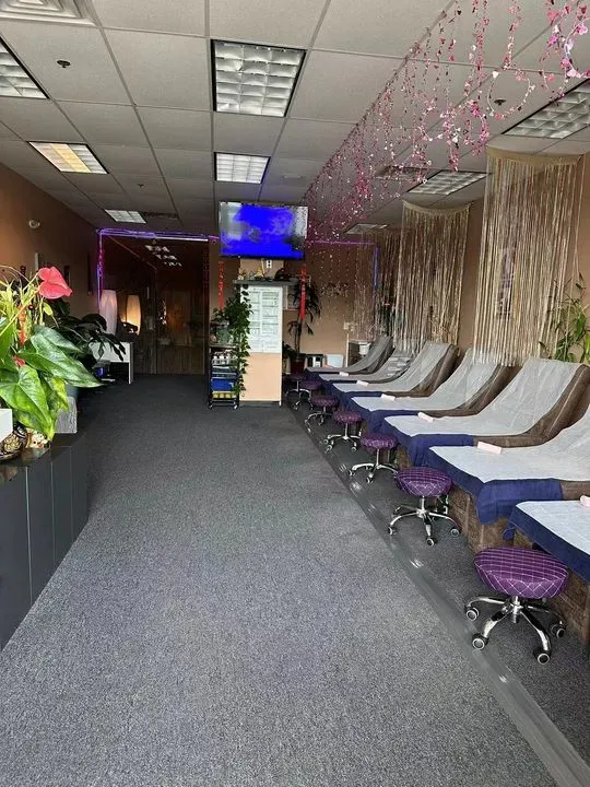 https://cdn.salonspotlight.com/photos/vN0pcdOknkByCOJARnph/6004549a-0176-4178-80d4-d5335e42b6c7_720x720