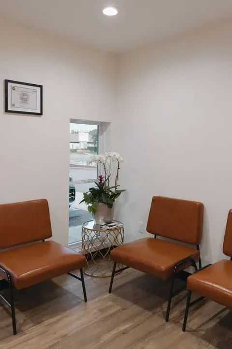 https://cdn.salonspotlight.com/photos/vPs3kVeYShWAEnX3FB9E/d654417b-69e7-40e0-bef8-283d0ee2e8c0_720x720