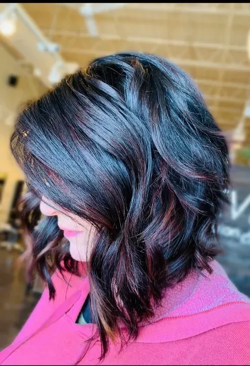 https://cdn.salonspotlight.com/photos/vQOlDhGfGZeGp1vdjLC9/86654020-01bc-4b08-9161-3e554e108cad_720x720