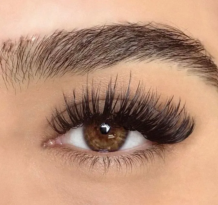 https://cdn.salonspotlight.com/photos/vRPBxNYjnvYWhPdocsnw/04b3b99a-52e0-4712-acb9-b6354c25f6d9_720x720