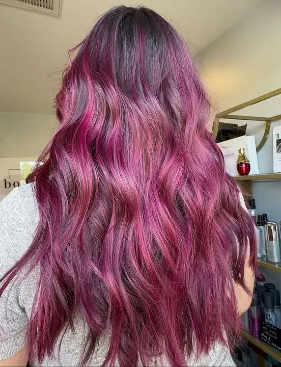 https://cdn.salonspotlight.com/photos/vVMP0x1g925xyzXHd7OA/414d996c-c8b2-47cd-a229-d026fd47ca94_720x720