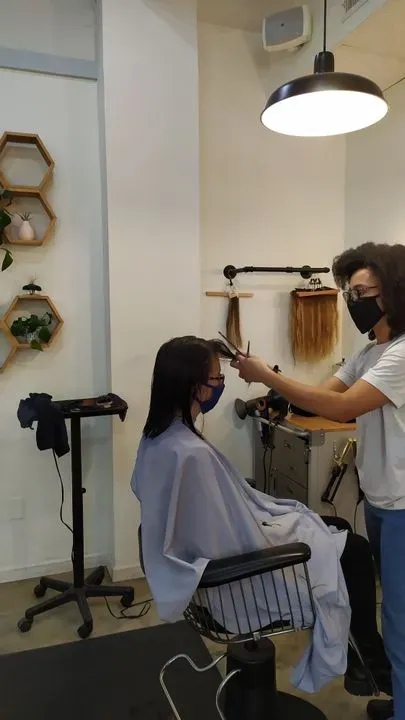 https://cdn.salonspotlight.com/photos/vWZW5d68Y2CuBZd1pOxr/4d176ea8-6a7e-4052-86ab-303b4a835fe4_720x720