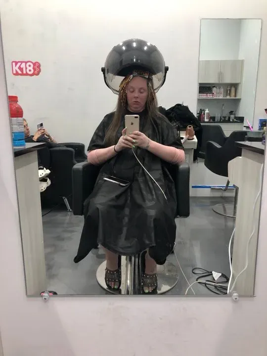 https://cdn.salonspotlight.com/photos/vbWPG6Vgb6YDcb0oWnoa/a184614f-ef84-4b75-925a-42c030a8da4d_720x720